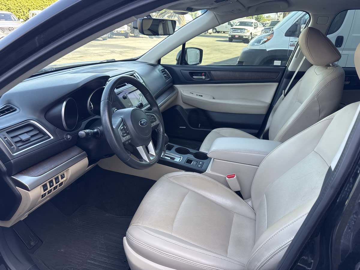Used 2017 Subaru Outback 2.5i Limited AWD/4WD image 9