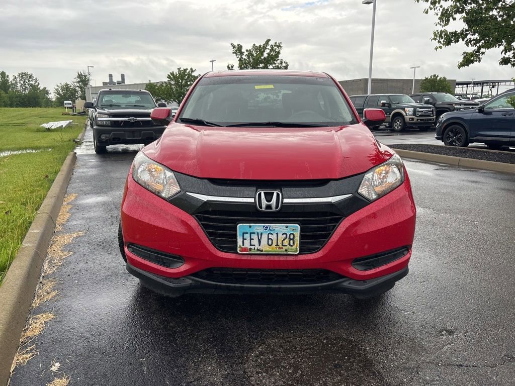 Used 2016 Honda HR-V LX image 2