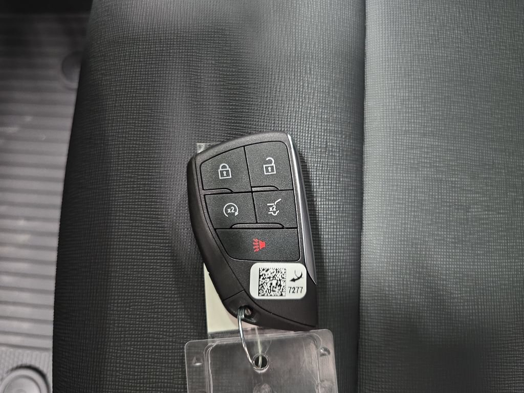 New 2026 Buick Enclave Preferred w/ LPO, Floor Liner Package AWD/4WD image 37