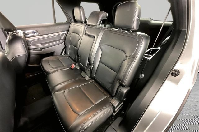 Used 2019 Ford Explorer Limited w/ Class III Trailer Tow Package AWD/4WD image 19