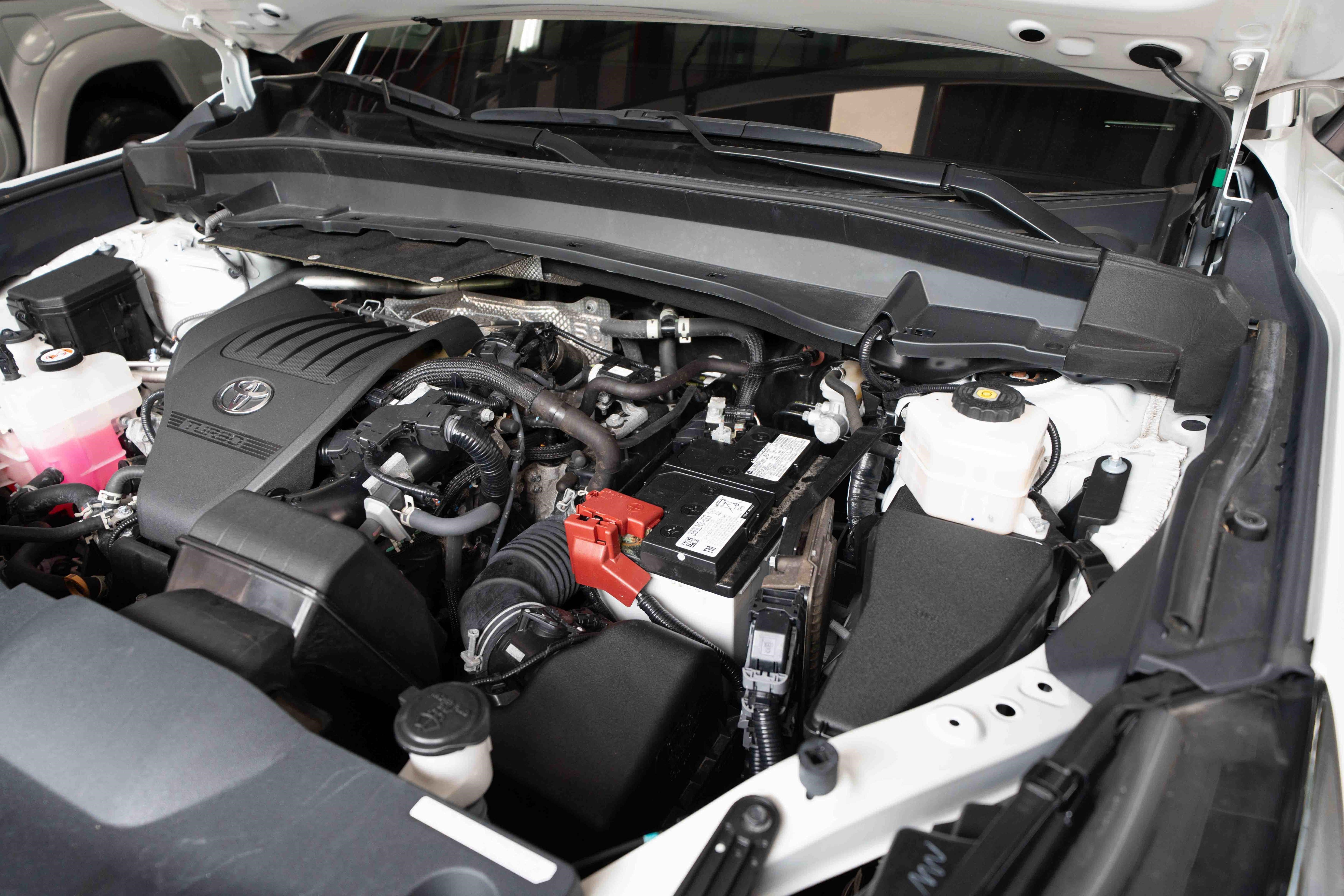 Used 2024 Toyota Grand Highlander AWD image 34