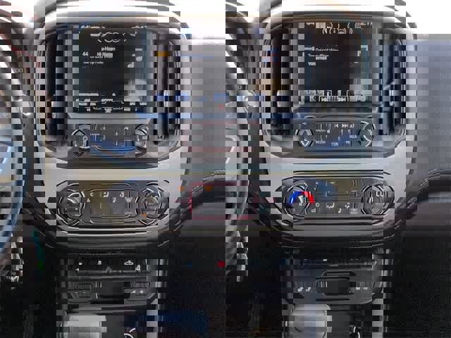 Used 2016 GMC Canyon SLT w/ Driver Alert Package image 28