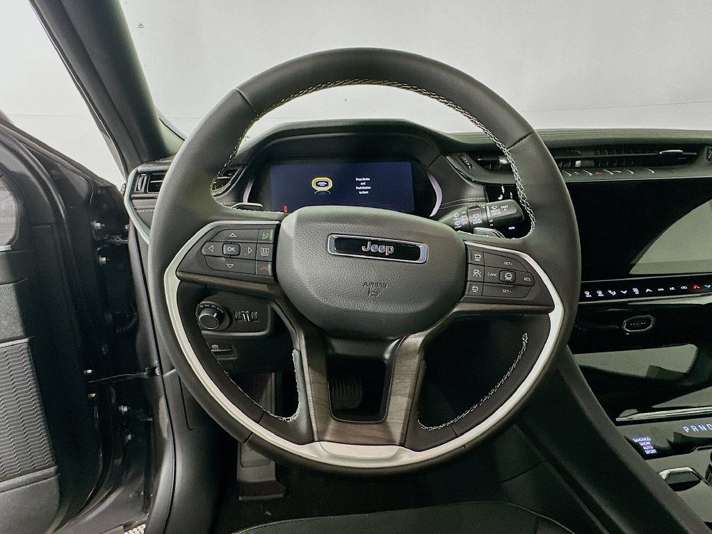 New 2026 Jeep Grand Cherokee L 4WD image 15