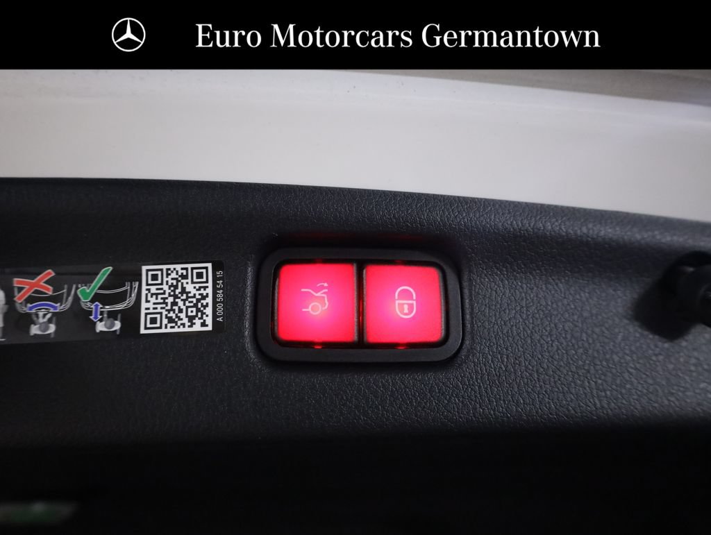 Used 2026 Mercedes-Benz C 300 4MATIC Sedan image 48