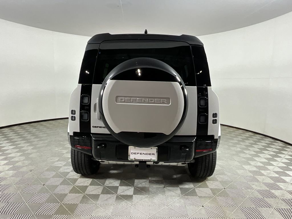 New 2026 Land Rover Defender 110 X image 7