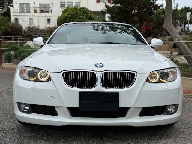 Used 2010 BMW 328i Convertible w/ Premium Pkg image 15