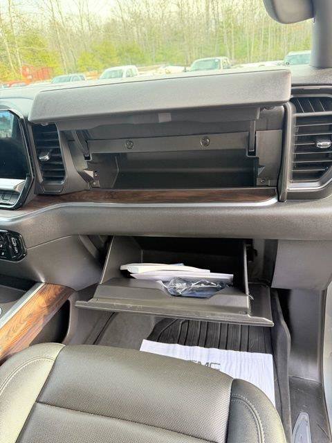 Certified 2023 GMC Sierra 1500 SLT w/ SLT Premium Package AWD/4WD image 44