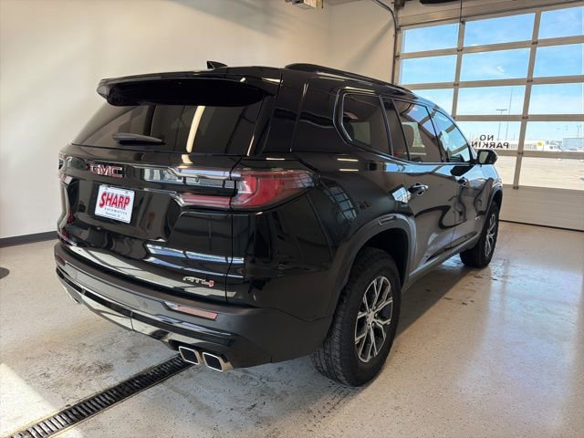 Used 2025 GMC Acadia AT4 w/ Luxury Package image 9