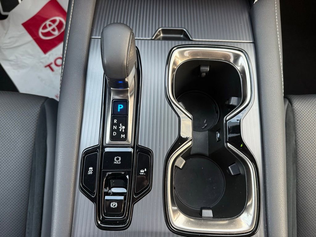 Used 2023 Lexus RX 500h F Sport image 23