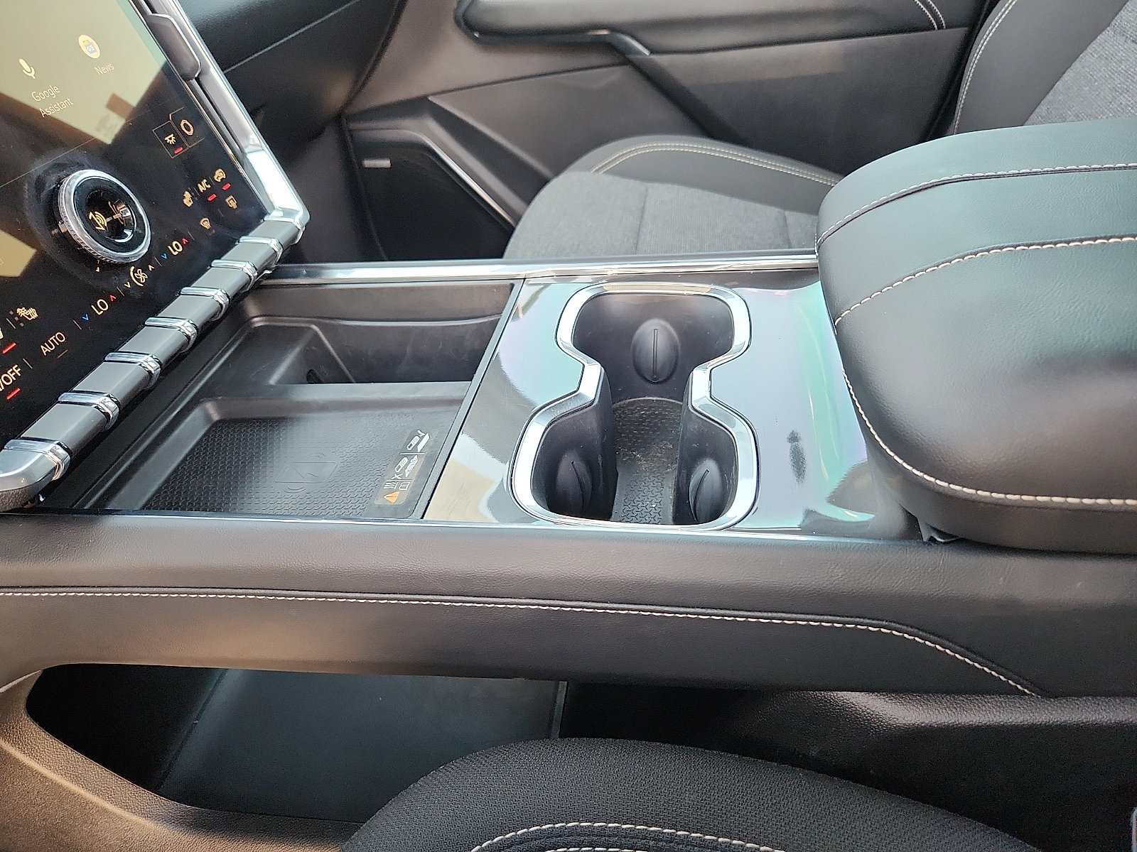 Used 2025 GMC Acadia Elevation w/ LPO, Floor Liner Package FWD image 20
