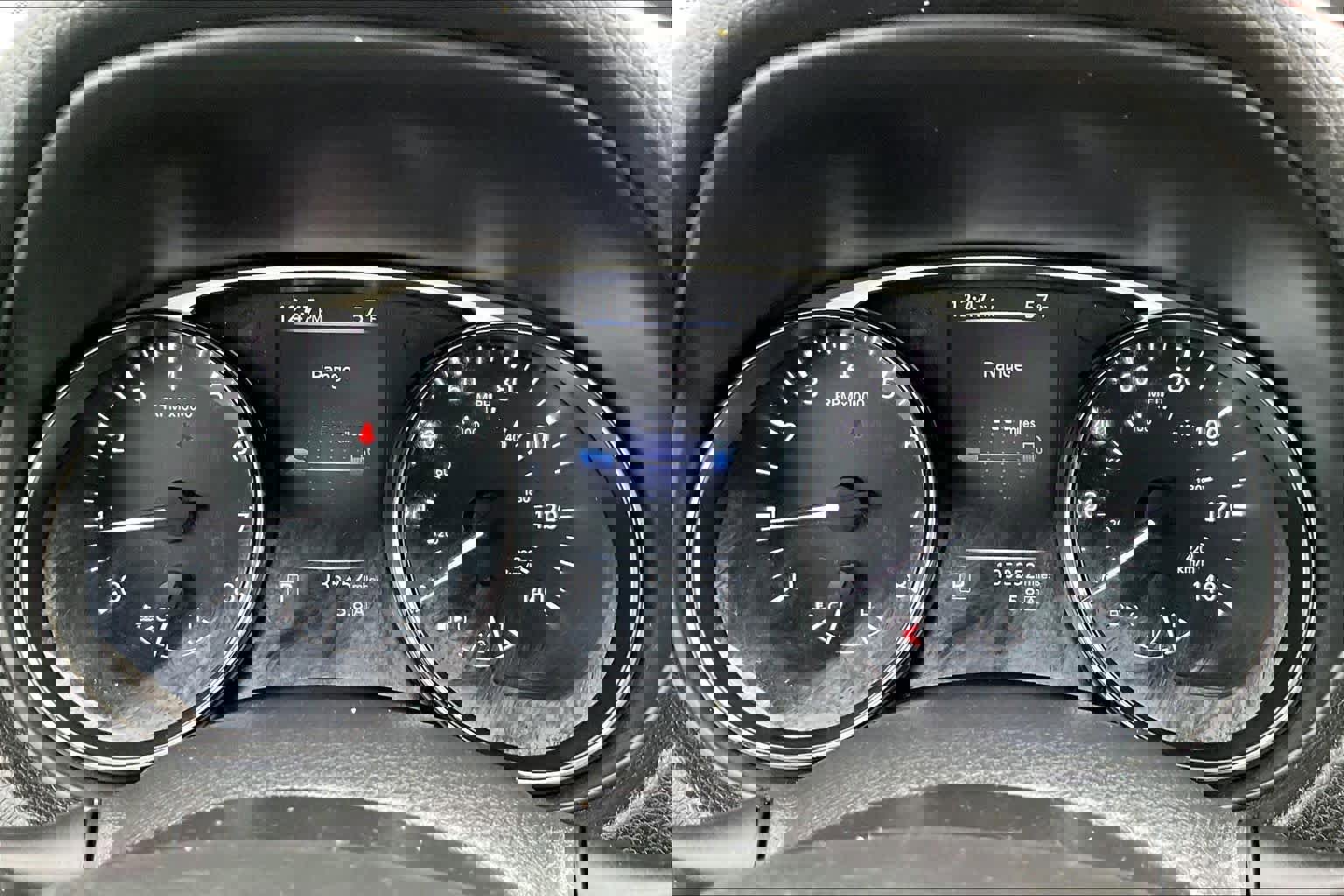 Used 2014 Nissan Rogue SV image 23