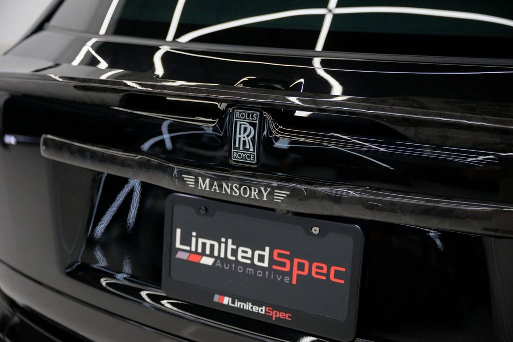 Used 2025 Rolls-Royce Cullinan image 34
