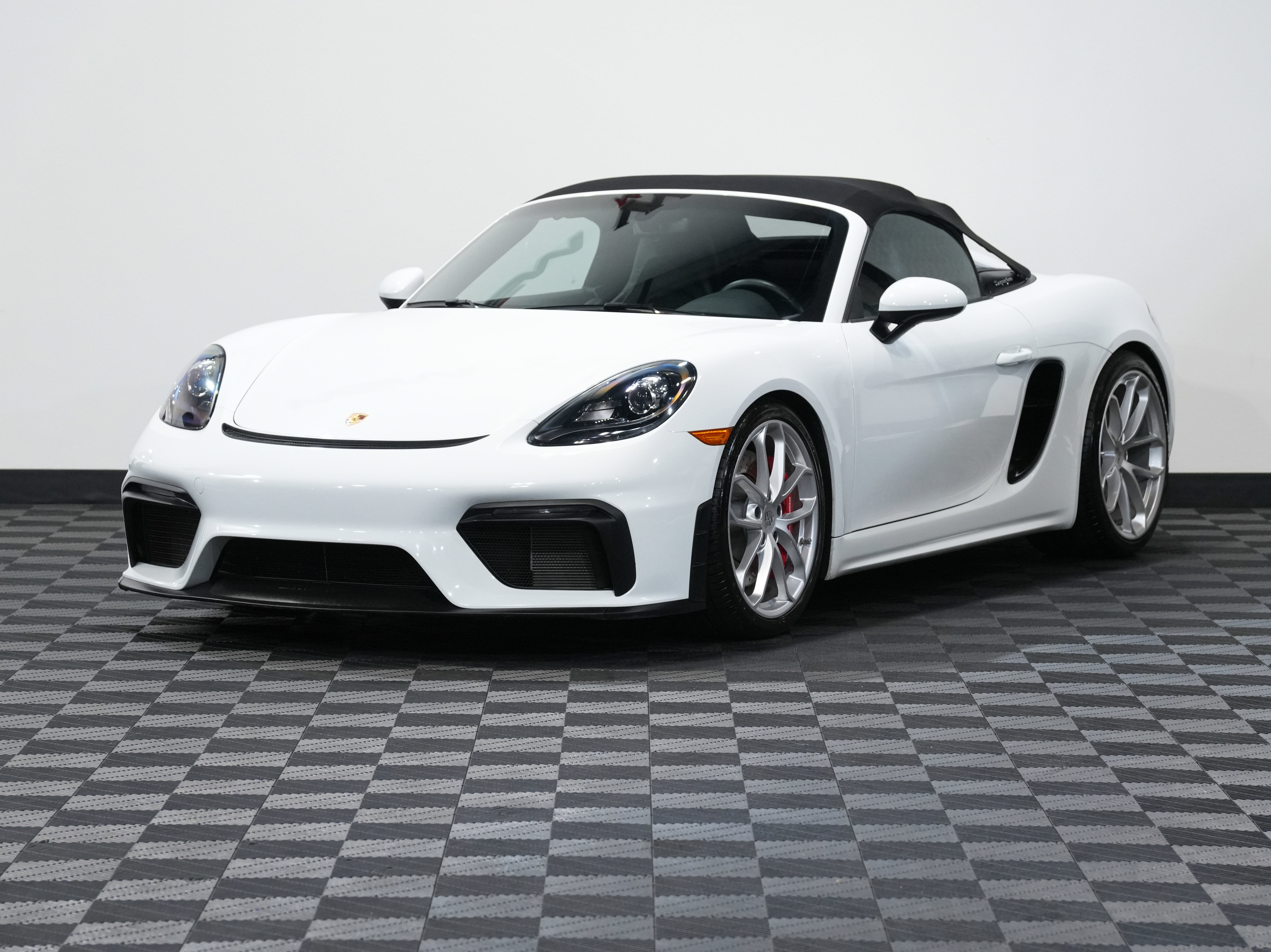 Used 2021 Porsche 718 Boxster Spyder image 4