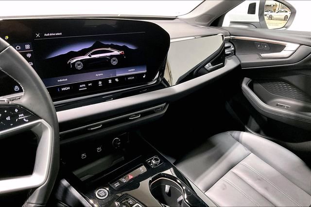 Used 2025 Audi A5 2.0T Premium w/ Convenience Package image 6