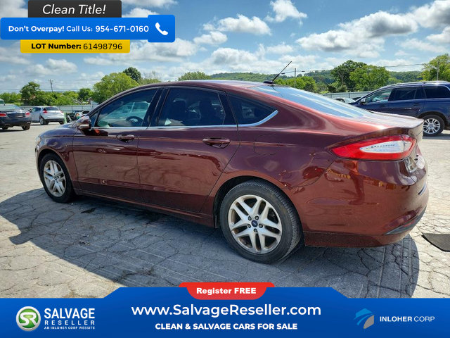 Used 2016 Ford Fusion SE FWD image 3