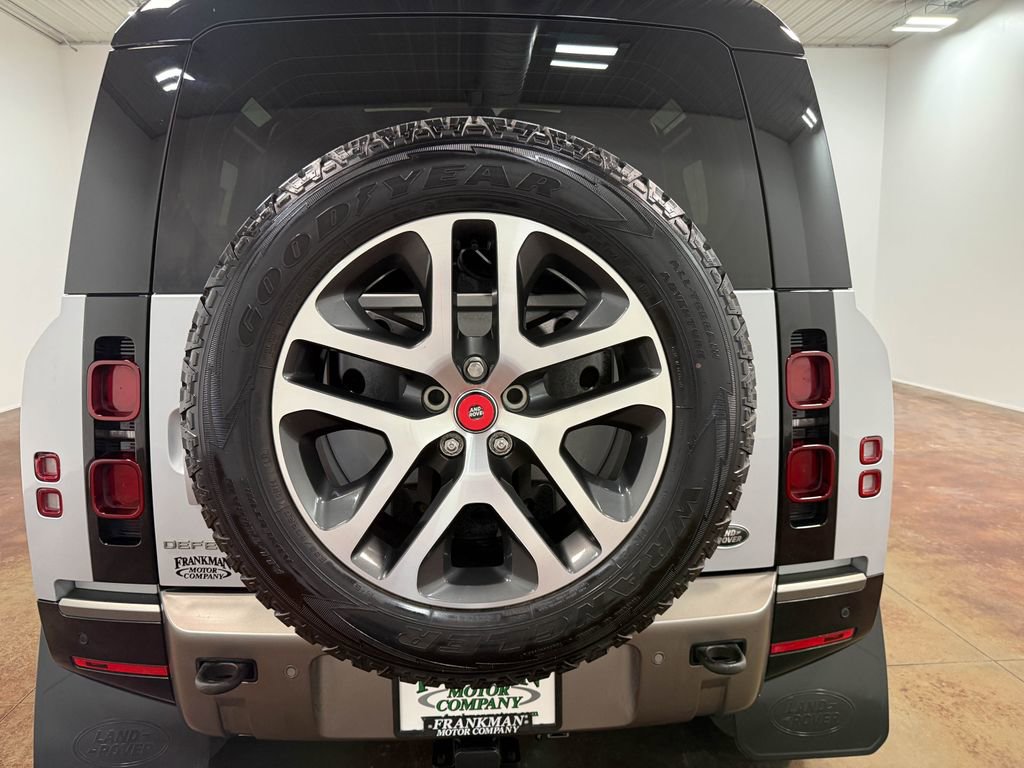 Used 2022 Land Rover Defender 90 X-Dynamic S AWD/4WD image 85