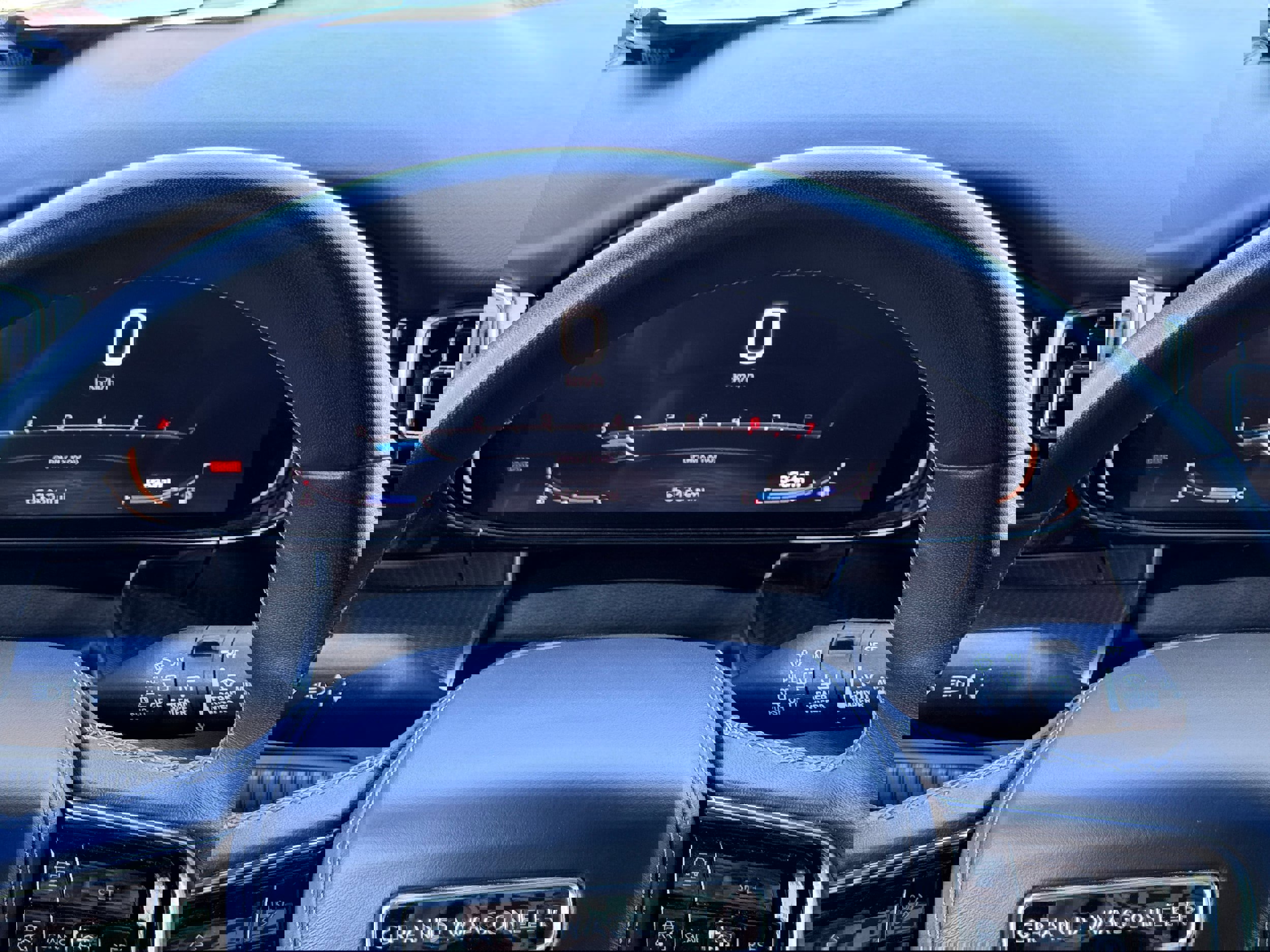 Used 2024 Jeep Grand Wagoneer L Series II w/ Quick Order Packagew 28T image 15