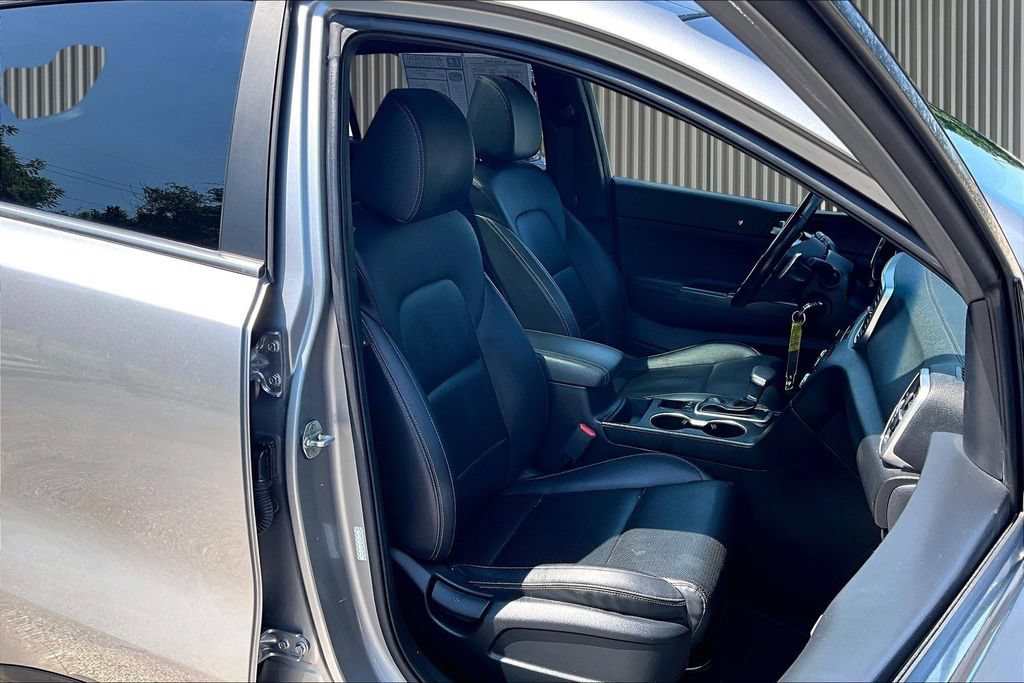 Used 2022 Kia Sportage Nightfall Edition AWD/4WD image 8