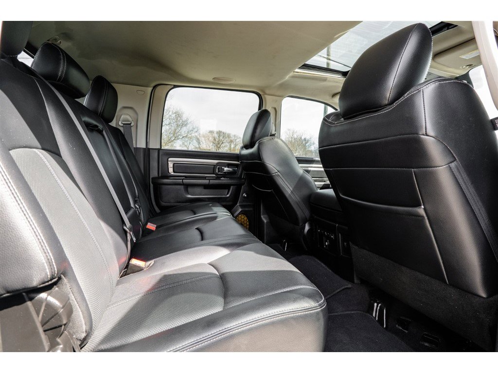 Used 2018 RAM 2500 Laramie w/ Sport Appearance Group image 31