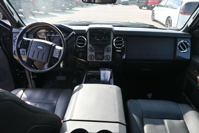 Used 2015 Ford F450 Platinum w/ FX4 Off Road Package AWD/4WD image 40