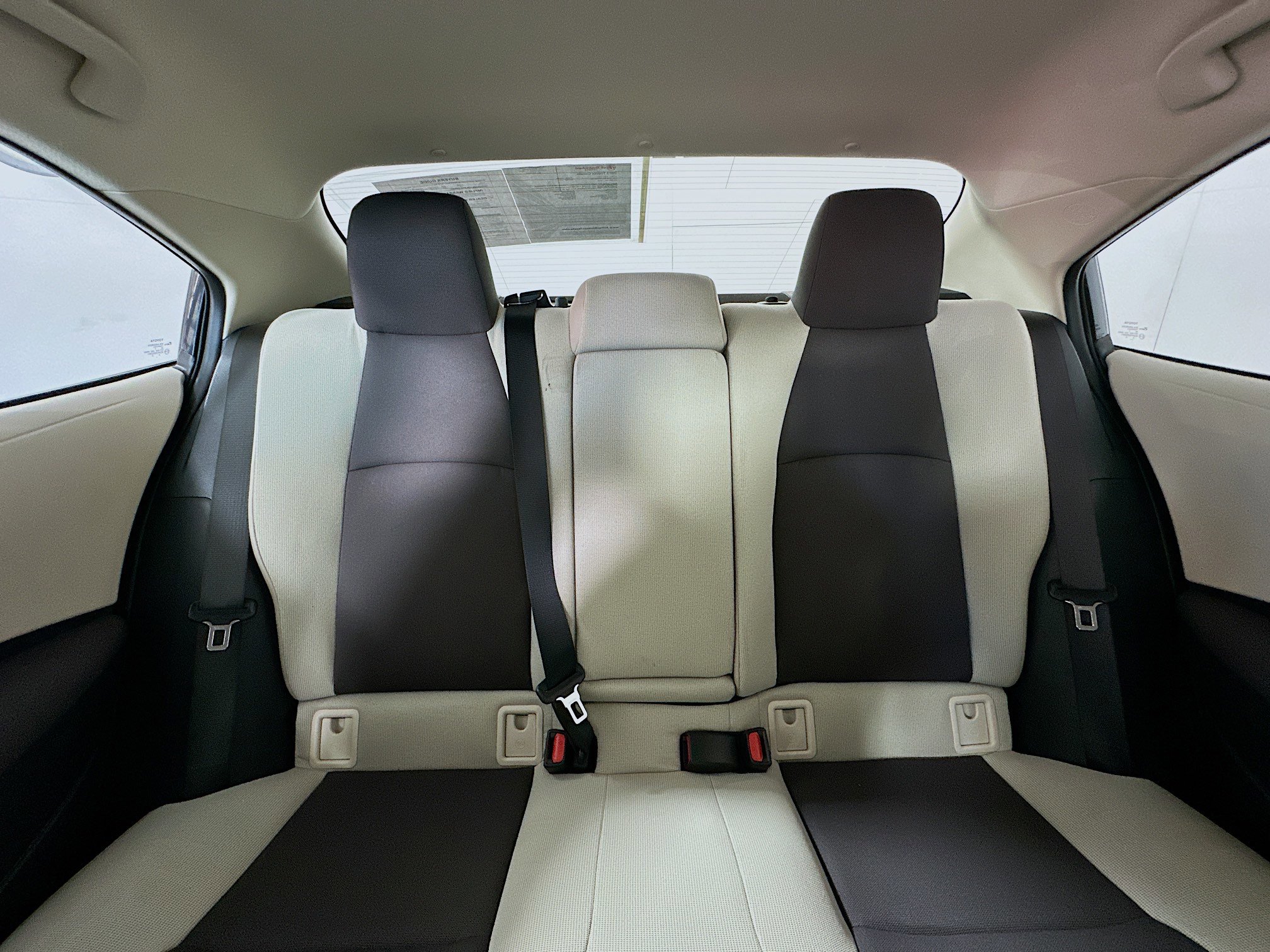 Certified 2023 Toyota Corolla LE image 29