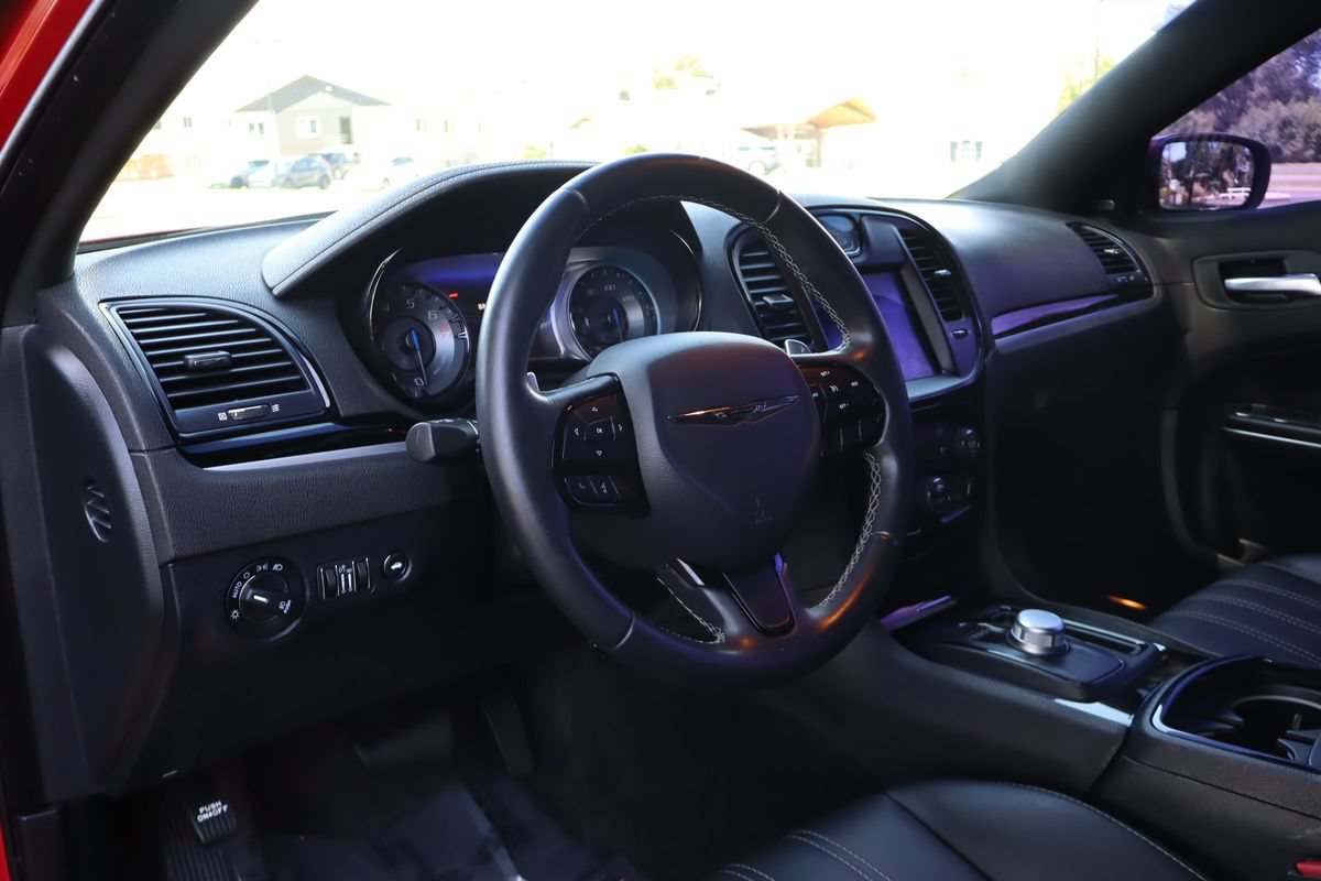 Used 2018 Chrysler 300 S w/ S Model Appearance Package AWD/4WD image 15