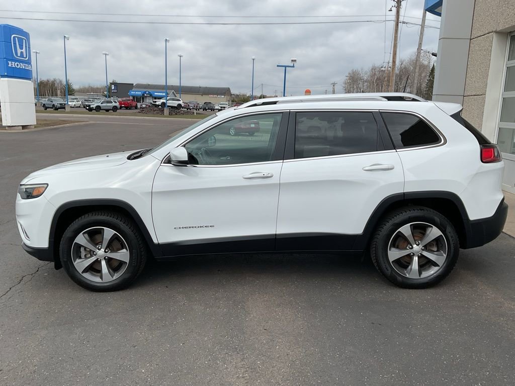 Used 2020 Jeep Cherokee Limited w/ Luxury Group AWD/4WD image 8