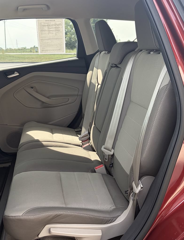 Used 2016 Ford Escape SE FWD image 20