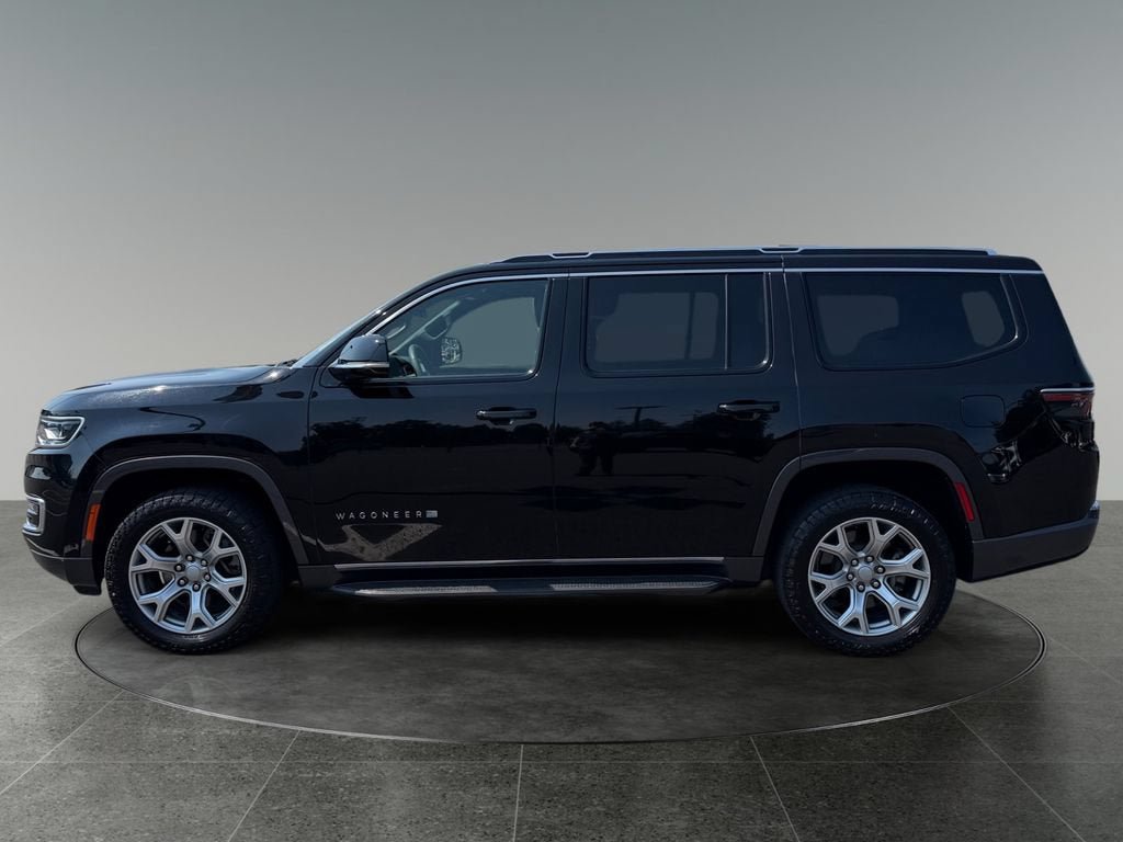 Used 2022 Jeep Wagoneer Series II AWD/4WD image 5
