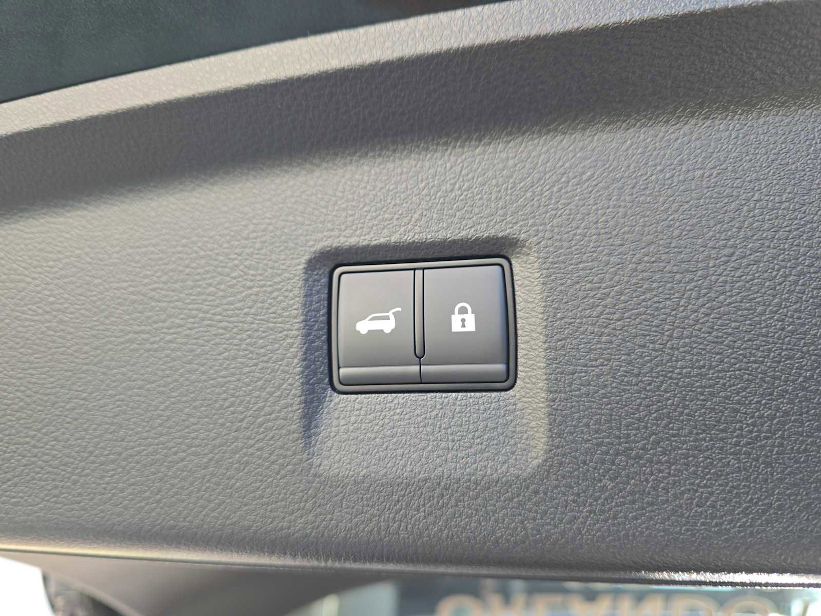 Certified 2026 INFINITI QX60 Luxe w/ Cargo Package FWD image 8