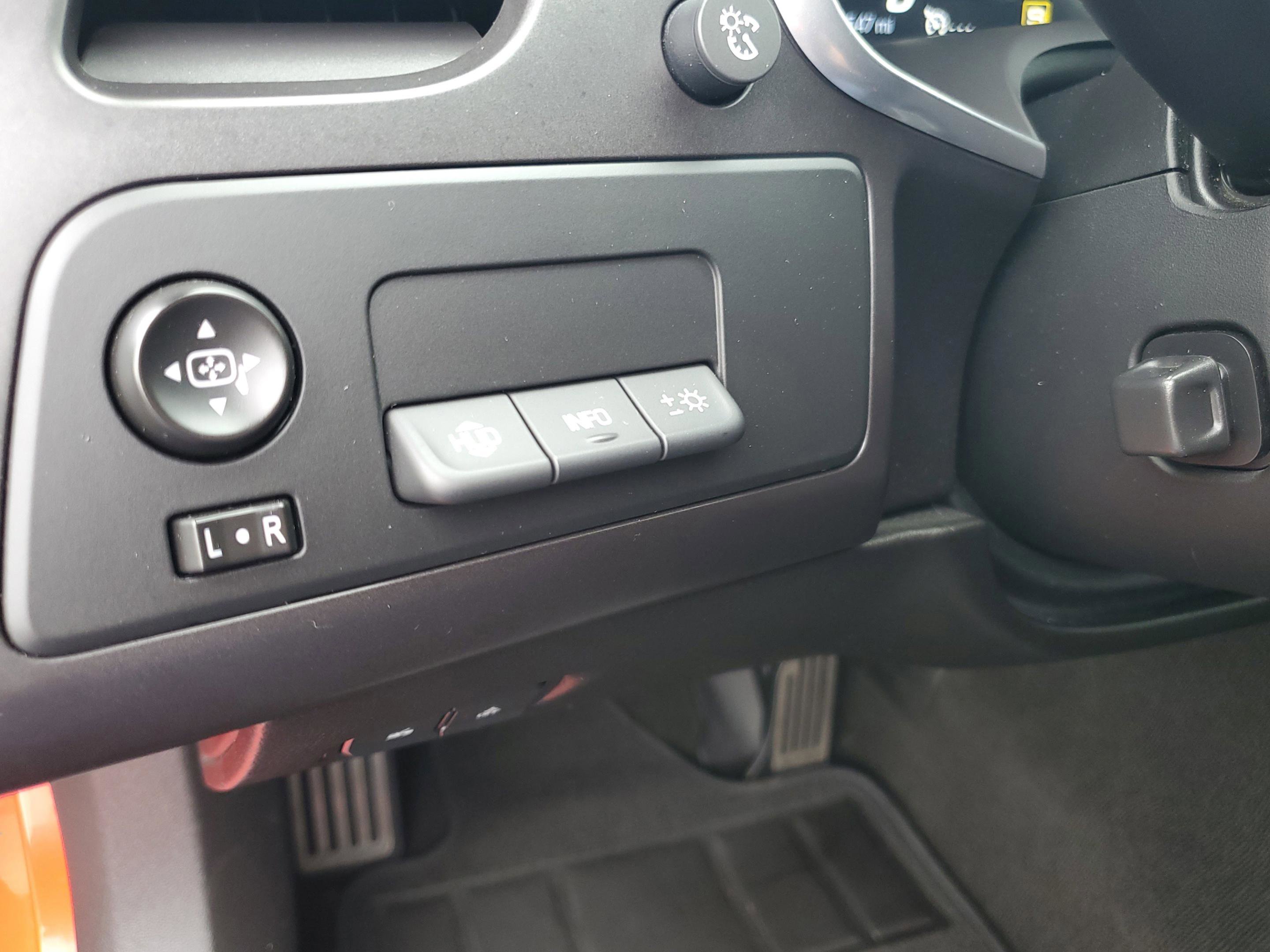 Used 2017 Chevrolet Corvette Z06 RWD image 16