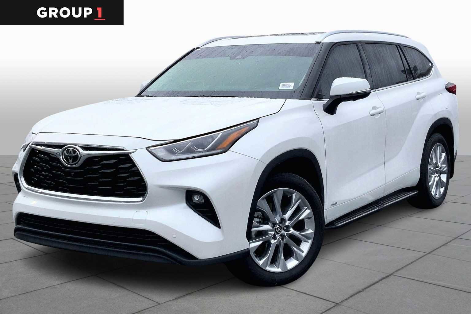 Used 2025 Toyota Highlander Limited image 1