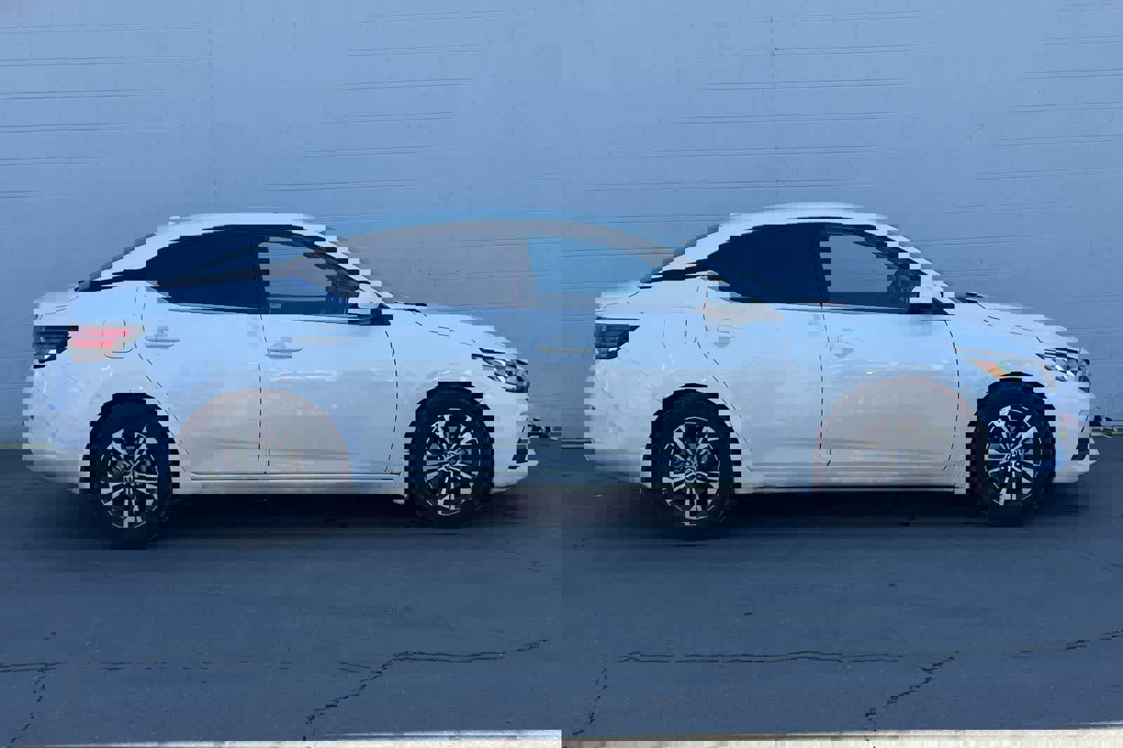 Used 2021 Nissan Sentra SV image 9