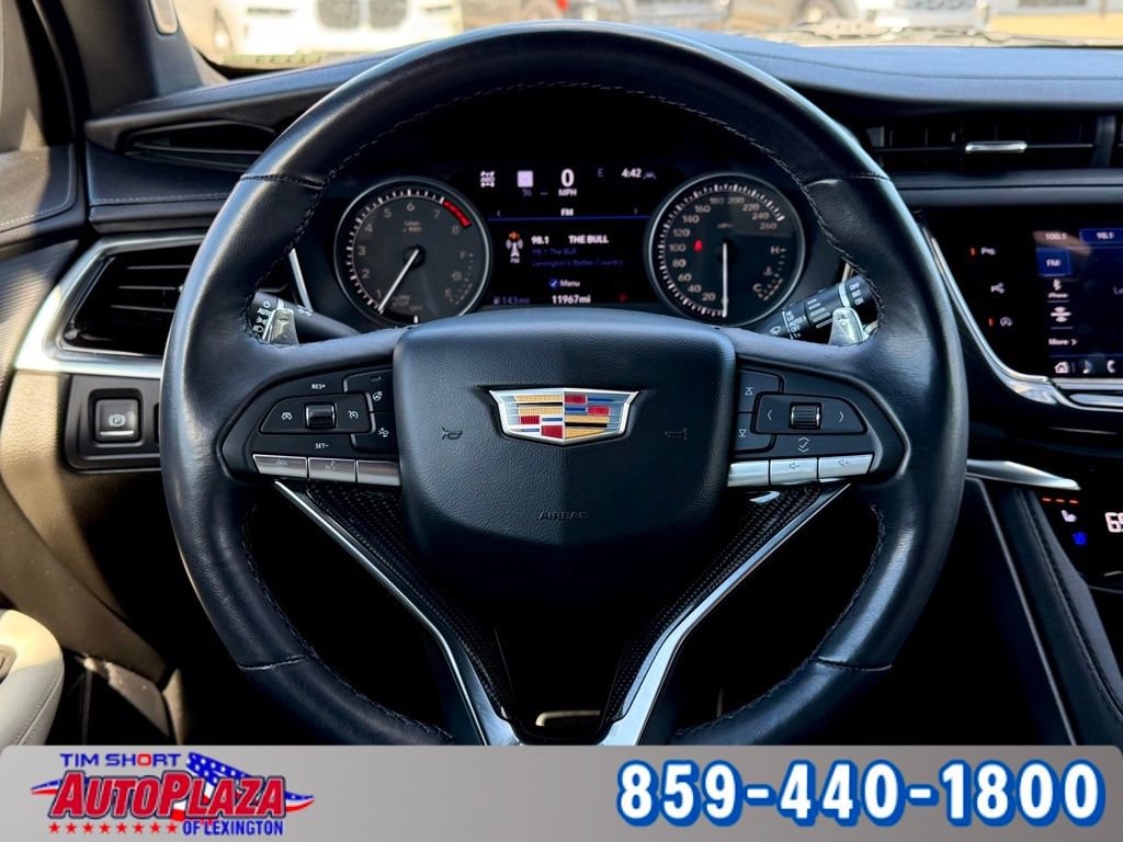 Used 2024 Cadillac XT6 Sport w/ Technology Package AWD/4WD image 13