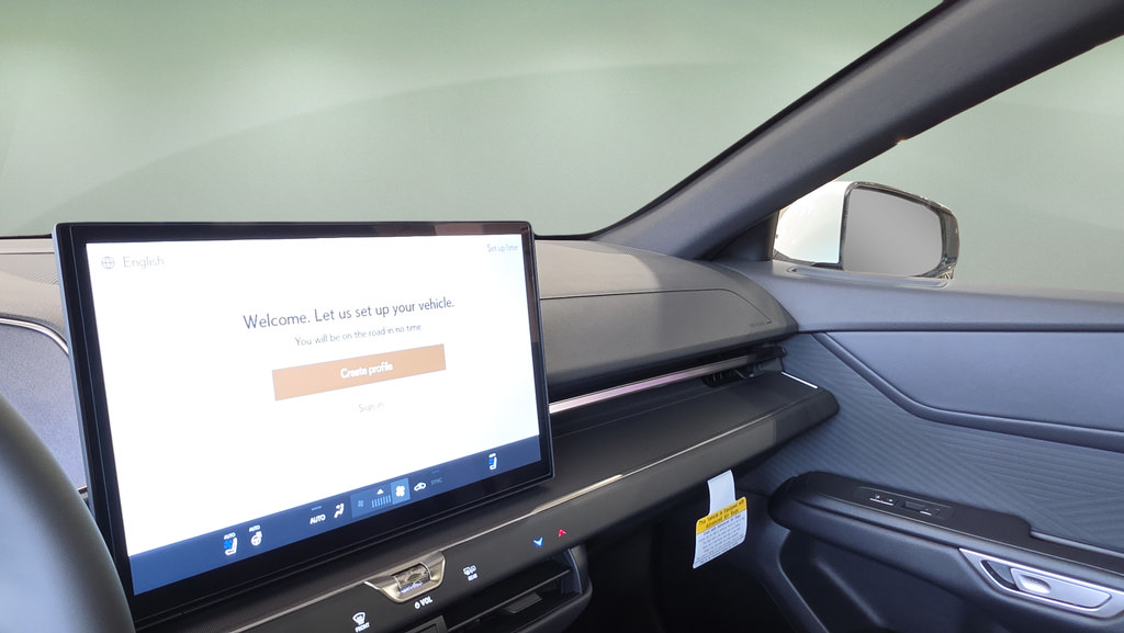 New 2026 Lexus ES 500e AWD/4WD image 26