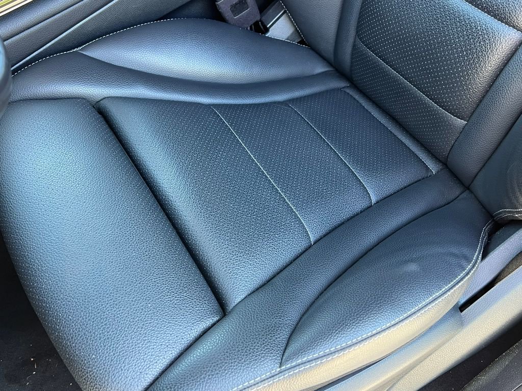 Used 2022 Mercedes-Benz GLC 300 4MATIC w/ Driver Assistance Package image 11