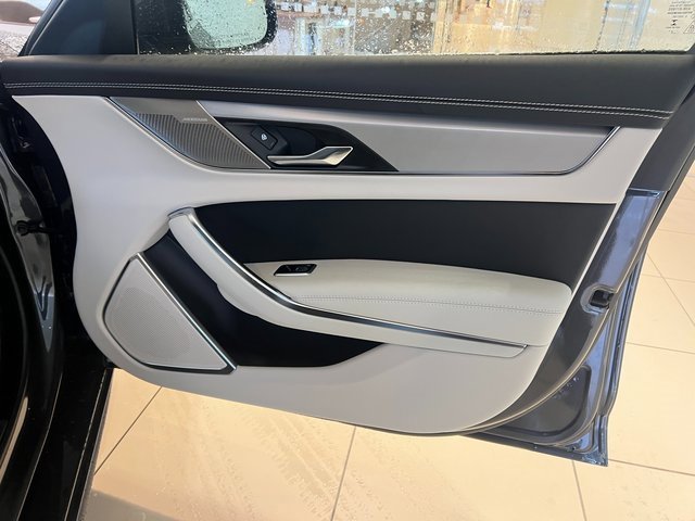 New 2024 Jaguar XF R-Dynamic SE image 23