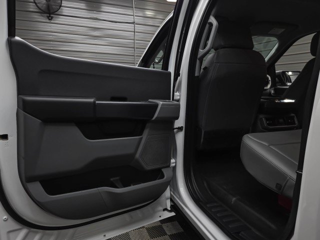 Used 2023 Ford F150 Lightning Pro AWD/4WD image 31