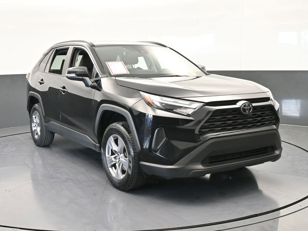 Used 2024 Toyota RAV4 XLE image 9
