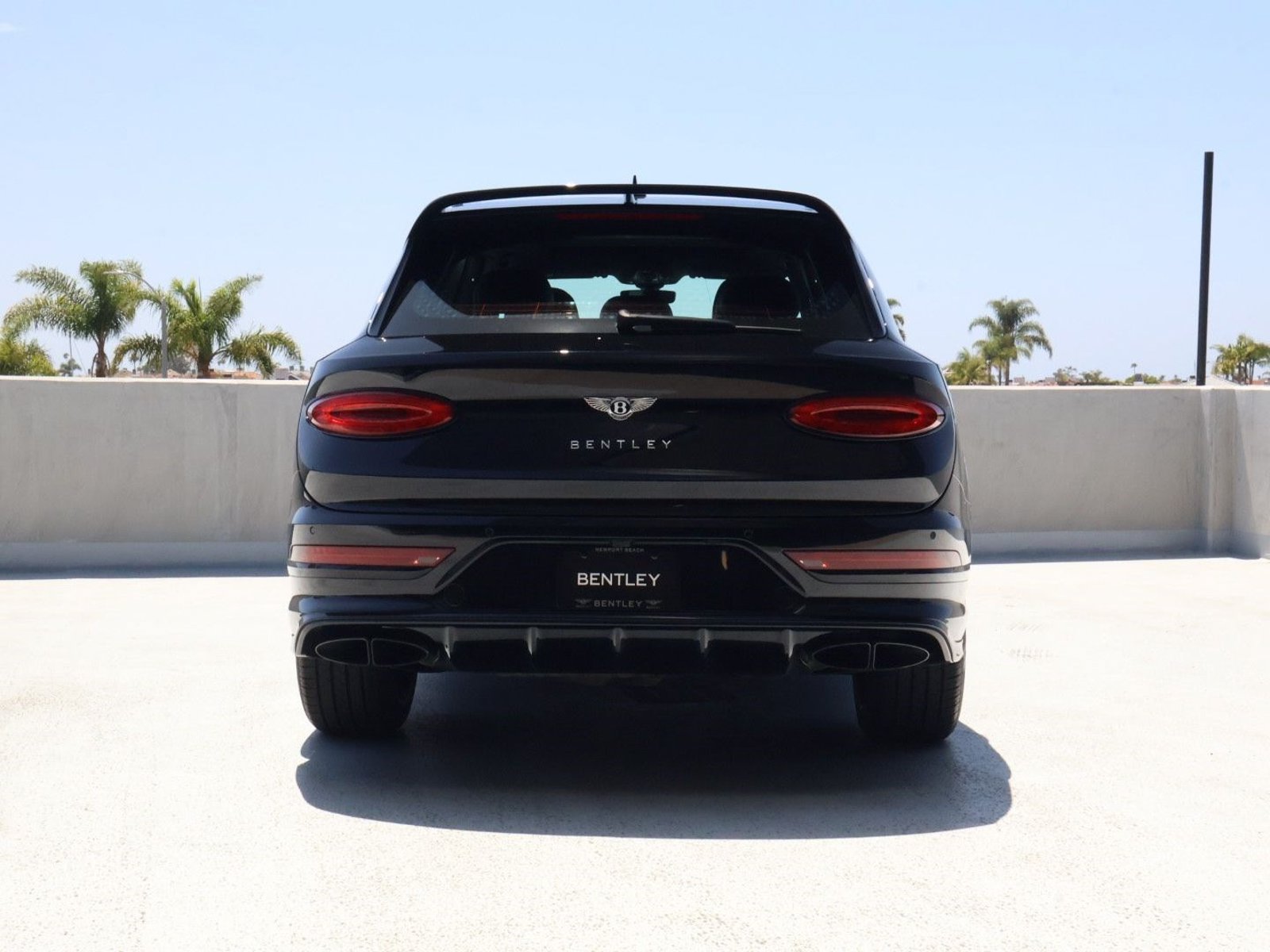 Certified 2022 Bentley Bentayga AWD/4WD image 9