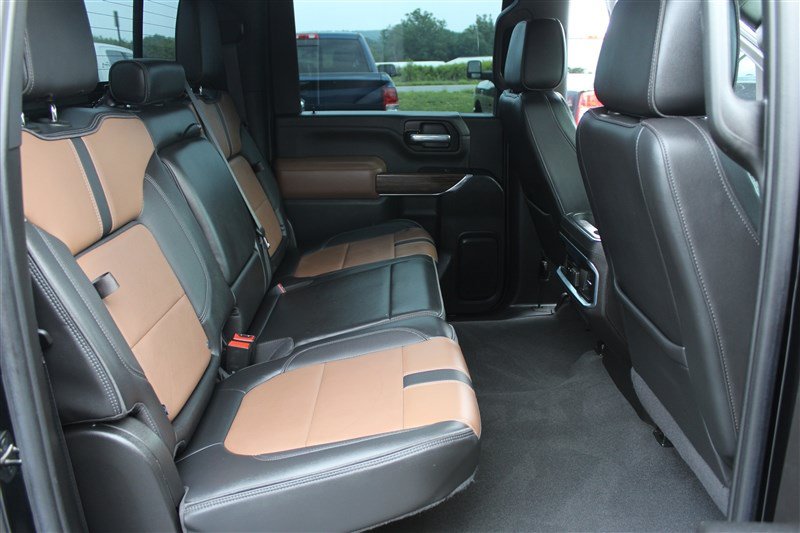 Used 2022 Chevrolet Silverado 2500 High Country w/ Z71 Off-Road Package AWD/4WD image 21