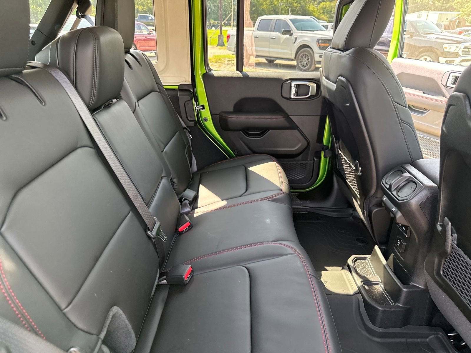 New 2025 Jeep Wrangler Unlimited Rubicon image 24