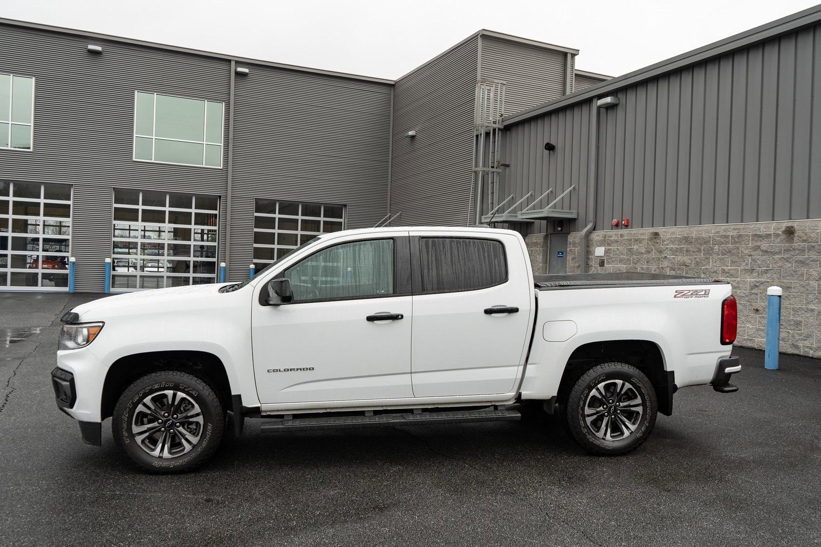 Used 2021 Chevrolet Colorado Z71 w/ Safety Package AWD/4WD image 5