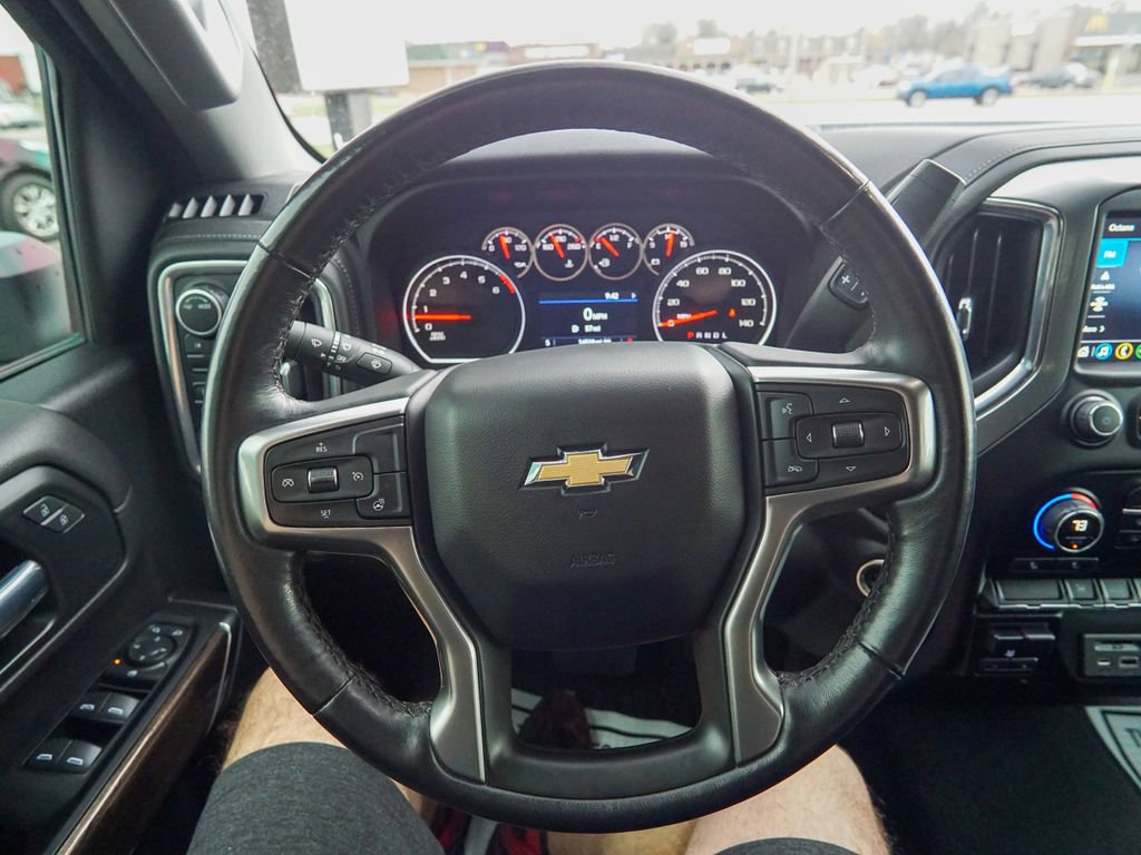 Used 2022 Chevrolet Silverado 3500 LT w/ Convenience Package image 23