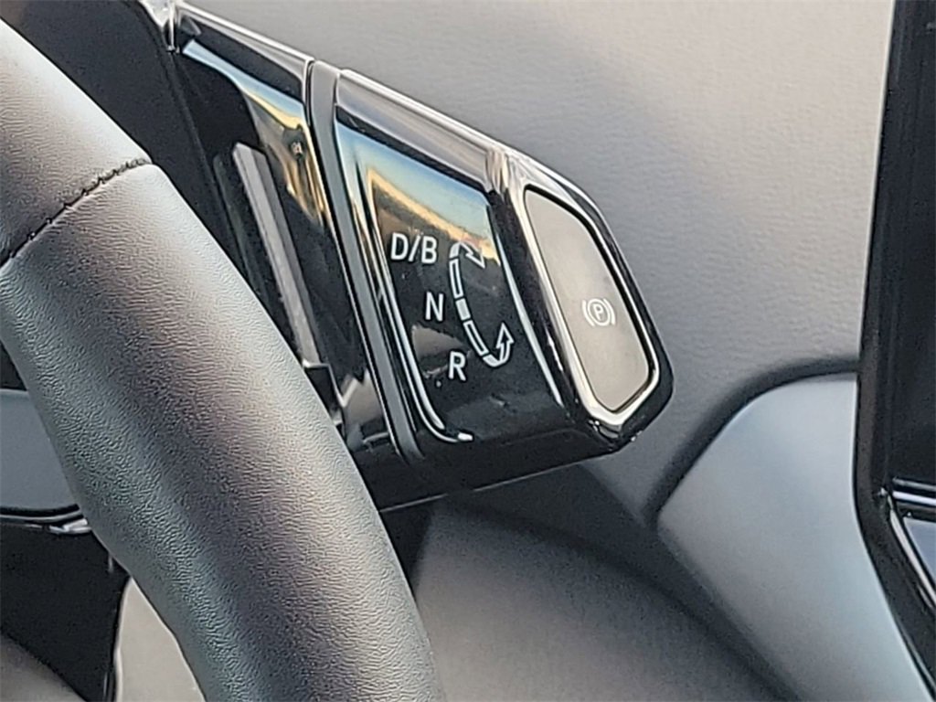 Used 2024 Volkswagen ID.4 2WD image 19