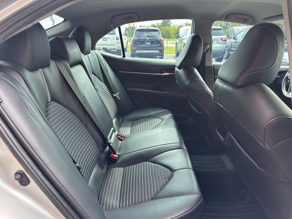 Used 2021 Toyota Camry SE FWD image 26