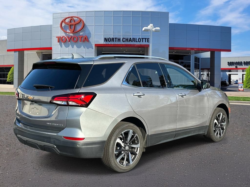 Used 2023 Chevrolet Equinox Premier AWD/4WD image 8
