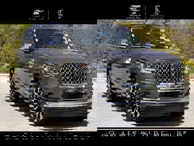 Used 2024 Lincoln Navigator L Black Label image 2