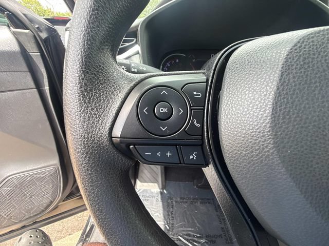 Used 2025 Toyota RAV4 LE FWD image 28