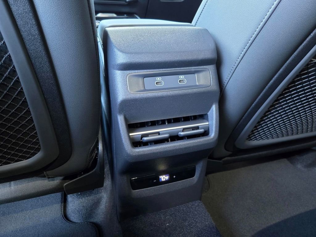 New 2026 Audi Q3 quattro 2.0T image 11